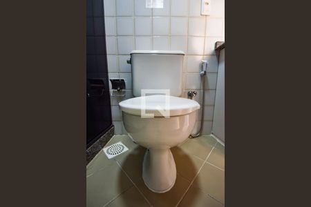 Apartamento para alugar com 70m², 2 quartos e 1 vagaBanheiro Social