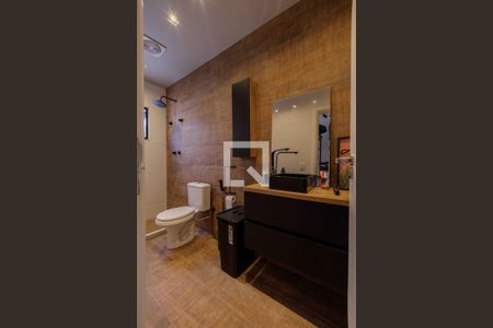 Casa de condomínio à venda com 600m², 4 quartos e 3 vagasBanheiro da Suíte 2