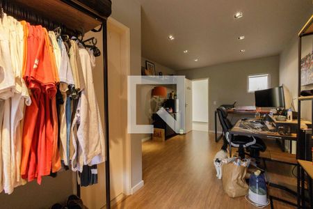 Casa de condomínio à venda com 600m², 4 quartos e 3 vagasSuíte 2