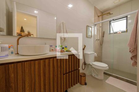 Casa de condomínio à venda com 600m², 4 quartos e 3 vagasBanheiro da Suíte 3