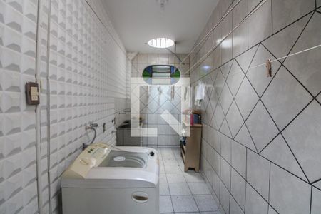 Casa à venda com 152m², 2 quartos e 1 vagaÁrea de Serviço