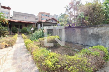 Casa à venda com 152m², 2 quartos e 1 vagaJardim e Quintal