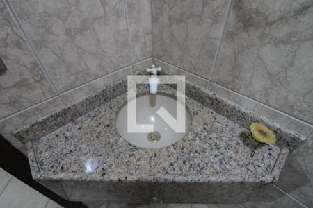 Casa à venda com 152m², 2 quartos e 1 vagaBanheiro Social 