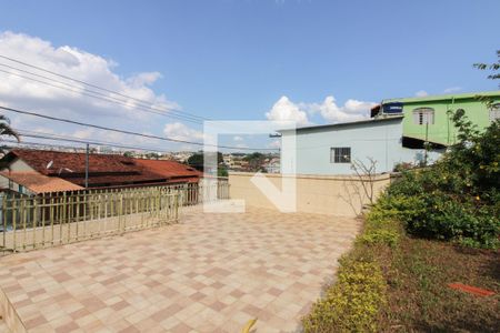 Casa à venda com 152m², 2 quartos e 1 vagaJardim e Quintal