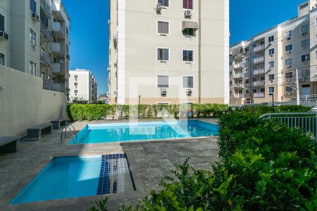 Apartamento à venda com 48m², 2 quartos e sem vagaÁrea comum - Piscina