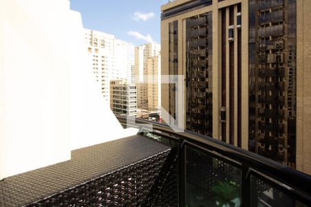 Apartamento à venda com 70m², 2 quartos e 2 vagasVaranda