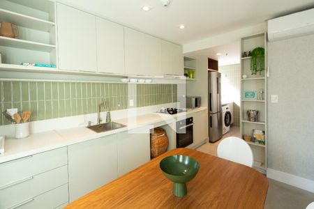 Apartamento à venda com 70m², 2 quartos e 2 vagasCozinha