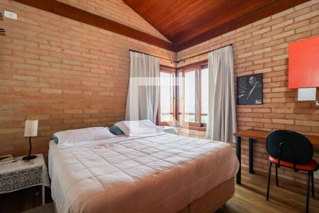 Casa à venda com 324m², 4 quartos e 4 vagas Casa à venda com 324m², 4 quartos e 4 vagasSuíte Americana 2