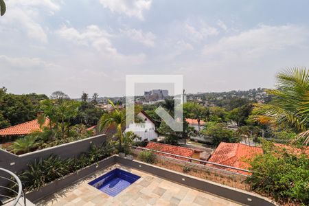 Casa à venda com 324m², 4 quartos e 4 vagas Casa à venda com 324m², 4 quartos e 4 vagasVista do Terraço da Sala