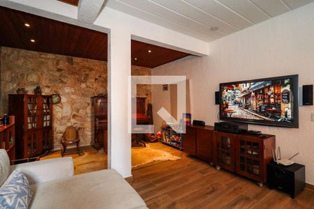 Sala de casa à venda com 4 quartos, 324m² em Jardim Leonor, São Paulo