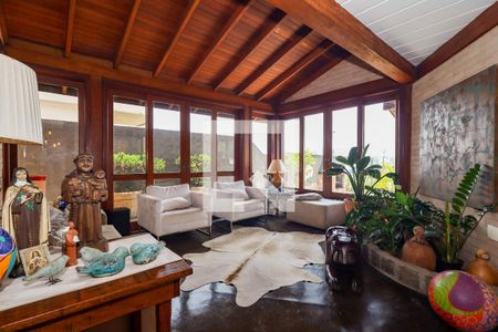 Sala de casa à venda com 4 quartos, 324m² em Jardim Leonor, São Paulo