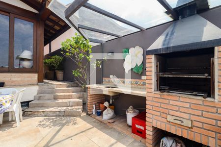 Casa à venda com 324m², 4 quartos e 4 vagas Casa à venda com 324m², 4 quartos e 4 vagasÁrea externa