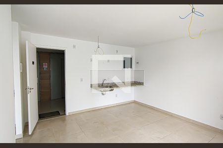 Sala de apartamento para alugar com 1 quarto, 47m² em Taquara, Rio de Janeiro