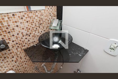 Apartamento à venda com 73m², 2 quartos e 1 vaga Apartamento à venda com 73m², 2 quartos e 1 vagaBanheiro 1