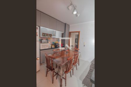 Casa à venda com 150m², 3 quartos e 2 vagasCozinha 