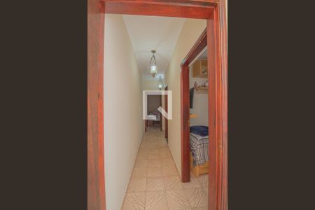 Casa à venda com 150m², 3 quartos e 2 vagasCorredor 