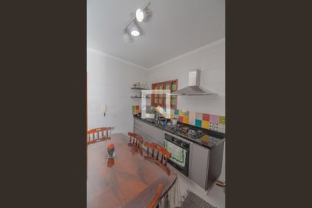 Casa à venda com 150m², 3 quartos e 2 vagasCozinha 