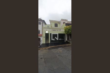 Casa à venda com 150m², 3 quartos e 2 vagasÁrea de serviço 