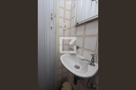 Casa à venda com 170m², 3 quartos e 2 vagasBanheiro de serviço