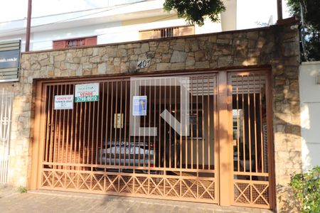 Casa à venda com 170m², 3 quartos e 2 vagasFachada