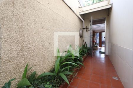 Casa à venda com 170m², 3 quartos e 2 vagasCorredor - Jardim