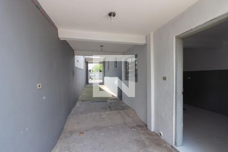 Casa para alugar com 45m², 1 quarto e 1 vaga Casa para alugar com 45m², 1 quarto e 1 vagaGaragem