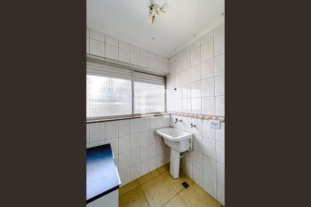 Apartamento para alugar com 65m², 2 quartos e 1 vagaÁrea de Serviço