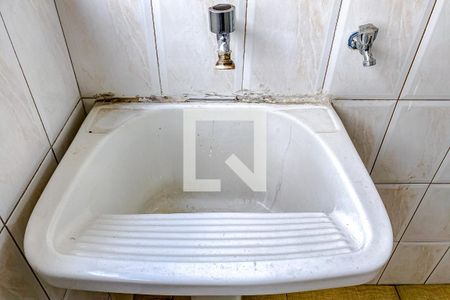 Apartamento para alugar com 65m², 2 quartos e 1 vagaÁrea de Serviço