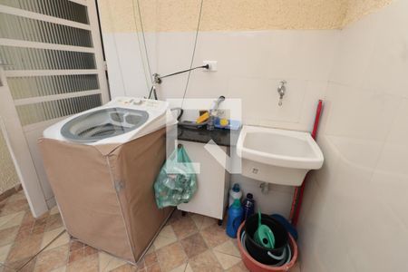 Casa à venda com 280m², 3 quartos e 3 vagasÁrea de serviço 