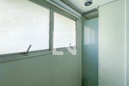 Apartamento à venda com 70m², 1 quarto e 2 vagasBanheiro