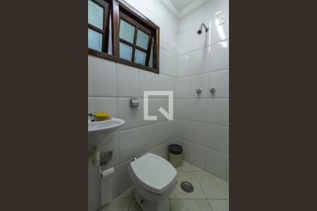 Casa à venda com 332m², 3 quartos e 4 vagasBanheiro do Salão