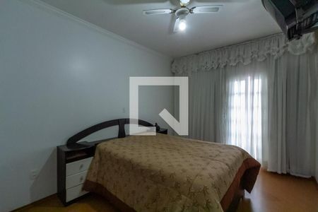 Casa à venda com 332m², 3 quartos e 4 vagasSuíte 1