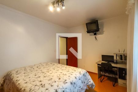 Casa à venda com 332m², 3 quartos e 4 vagasQuarto