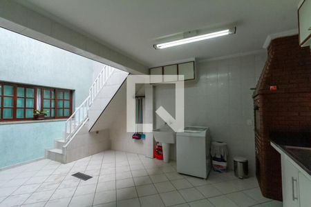 Casa à venda com 332m², 3 quartos e 4 vagasÁrea de Serviço e Churrasqueira