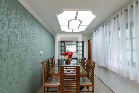 Casa à venda com 332m², 3 quartos e 4 vagasSala de Jantar