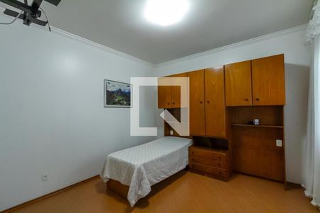 Casa à venda com 332m², 3 quartos e 4 vagasSuíte 2