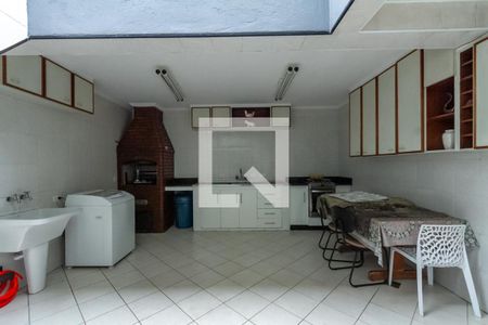 Casa à venda com 332m², 3 quartos e 4 vagasÁrea de Serviço e Churrasqueira