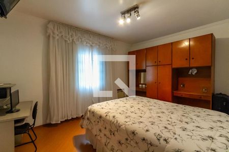 Casa à venda com 332m², 3 quartos e 4 vagasQuarto