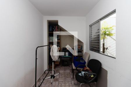 Casa à venda com 330m², 4 quartos e 3 vagas Casa à venda com 330m², 4 quartos e 3 vagasQuarto de Serviço