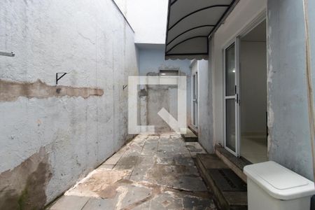 Casa à venda com 330m², 4 quartos e 3 vagas Casa à venda com 330m², 4 quartos e 3 vagasQuintal