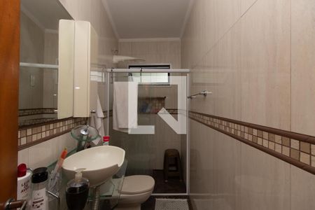 Casa à venda com 330m², 4 quartos e 3 vagas Casa à venda com 330m², 4 quartos e 3 vagasBanheiro Social