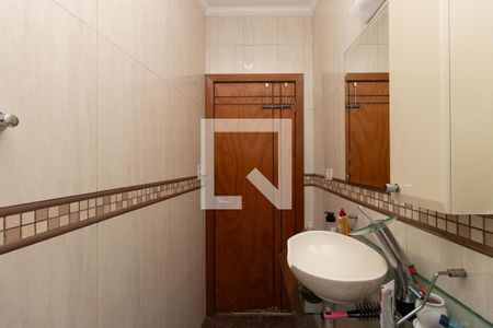 Casa à venda com 330m², 4 quartos e 3 vagas Casa à venda com 330m², 4 quartos e 3 vagasBanheiro Social