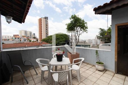 Casa à venda com 330m², 4 quartos e 3 vagas Casa à venda com 330m², 4 quartos e 3 vagasCobertura