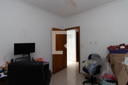 Casa à venda com 330m², 4 quartos e 3 vagas Casa à venda com 330m², 4 quartos e 3 vagasQuarto 2