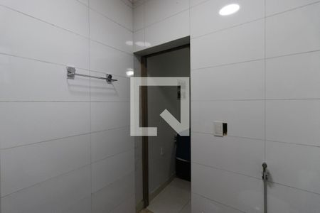 Casa à venda com 330m², 4 quartos e 3 vagas Casa à venda com 330m², 4 quartos e 3 vagasBanheiro da Suíte 2 Cobertura