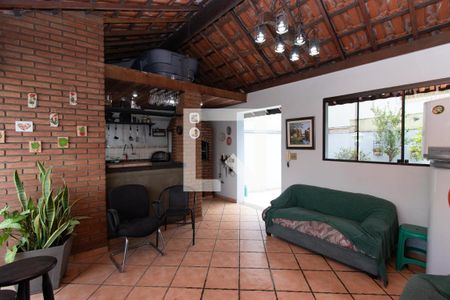 Casa à venda com 330m², 4 quartos e 3 vagas Casa à venda com 330m², 4 quartos e 3 vagasÁrea Gourmet