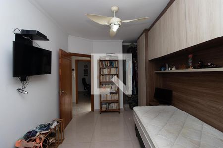 Casa à venda com 330m², 4 quartos e 3 vagas Casa à venda com 330m², 4 quartos e 3 vagasQuarto 3