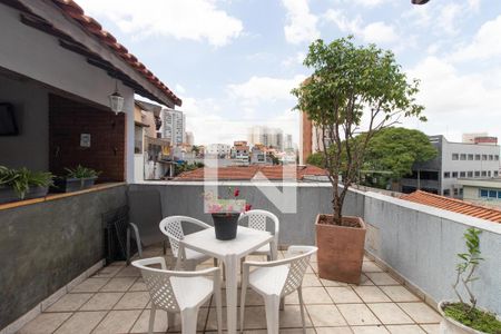 Casa à venda com 330m², 4 quartos e 3 vagas Casa à venda com 330m², 4 quartos e 3 vagasCobertura