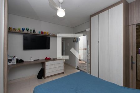 Casa à venda com 330m², 4 quartos e 3 vagas Casa à venda com 330m², 4 quartos e 3 vagasQuarto Suíte 2 Cobertura