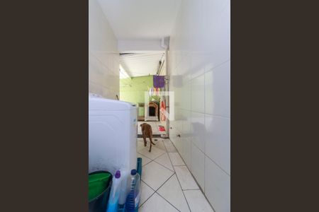 Casa à venda com 180m², 3 quartos e 2 vagas Casa à venda com 180m², 3 quartos e 2 vagasÁrea de Serviço